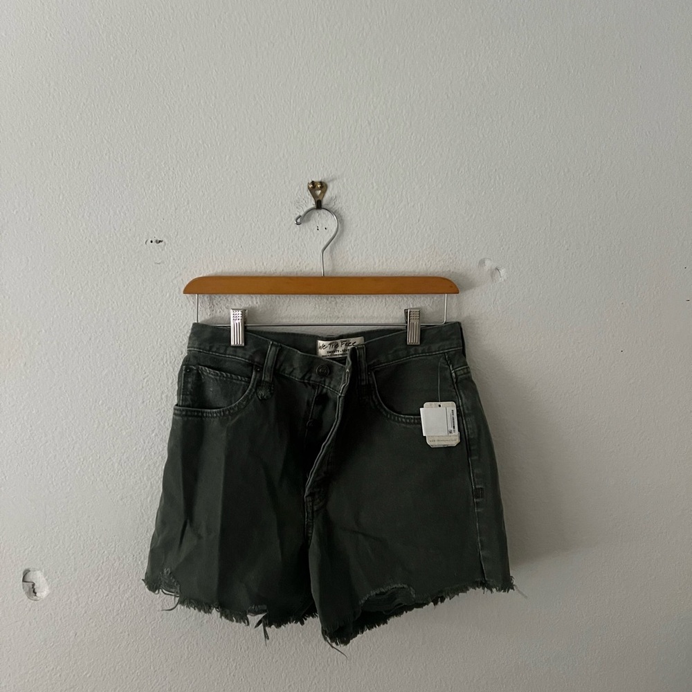 We The Free Jean Shorts Size 27